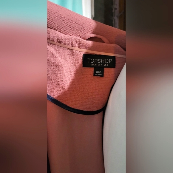 Topshop - Picture 3 of 3